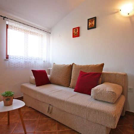 Brijunisol - 3 Apartments Top Position Near The Beautiful Beach Fažana Dış mekan fotoğraf