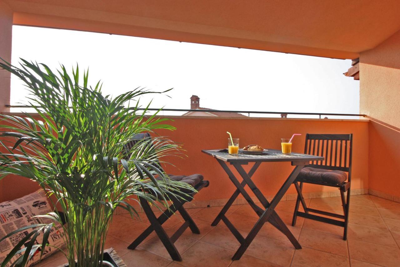 Brijunisol - 3 Apartments Top Position Near The Beautiful Beach Fažana Dış mekan fotoğraf