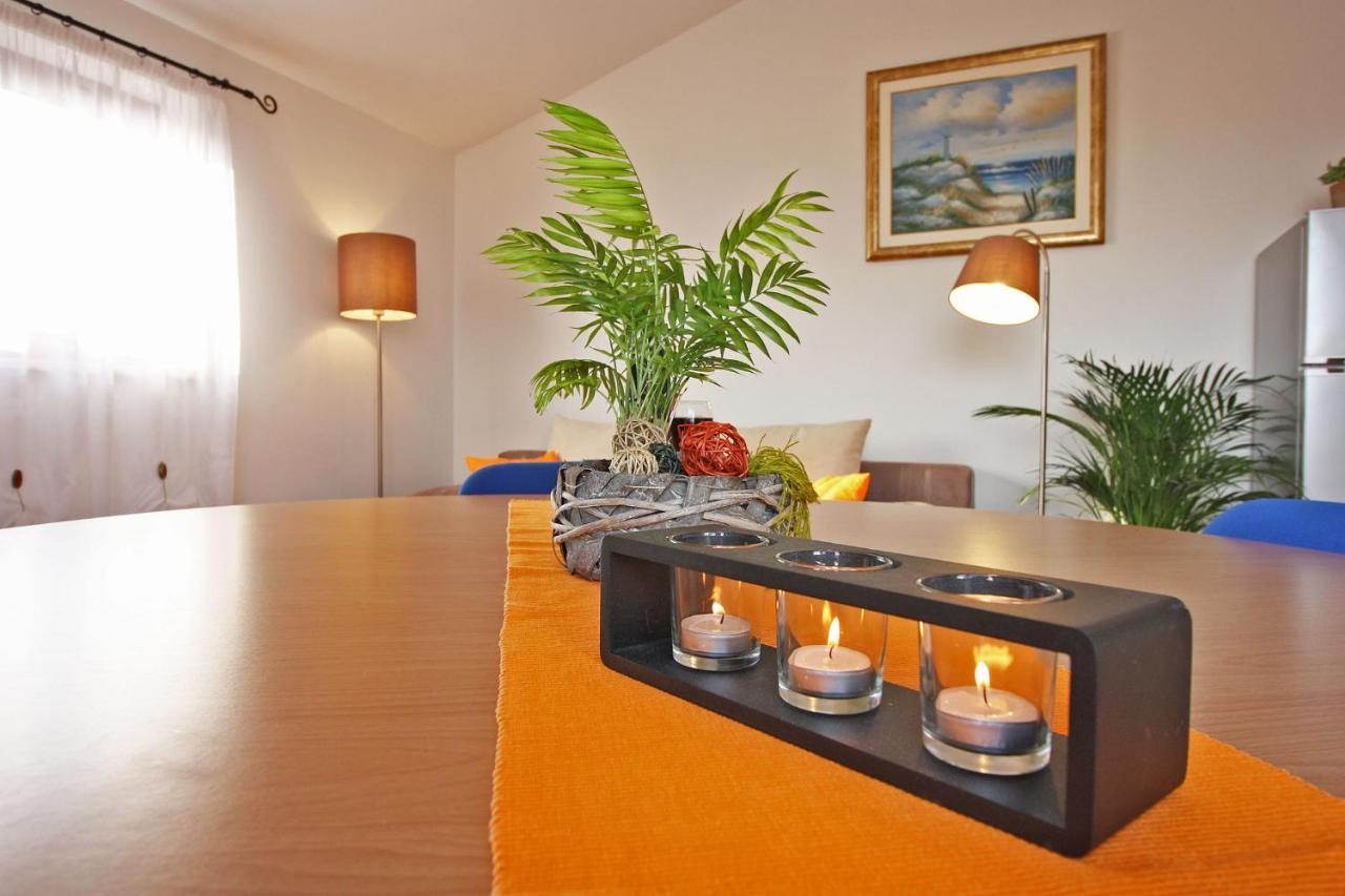 Brijunisol - 3 Apartments Top Position Near The Beautiful Beach Fažana Dış mekan fotoğraf
