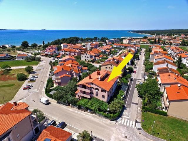 Brijunisol - 3 Apartments Top Position Near The Beautiful Beach Fažana Dış mekan fotoğraf