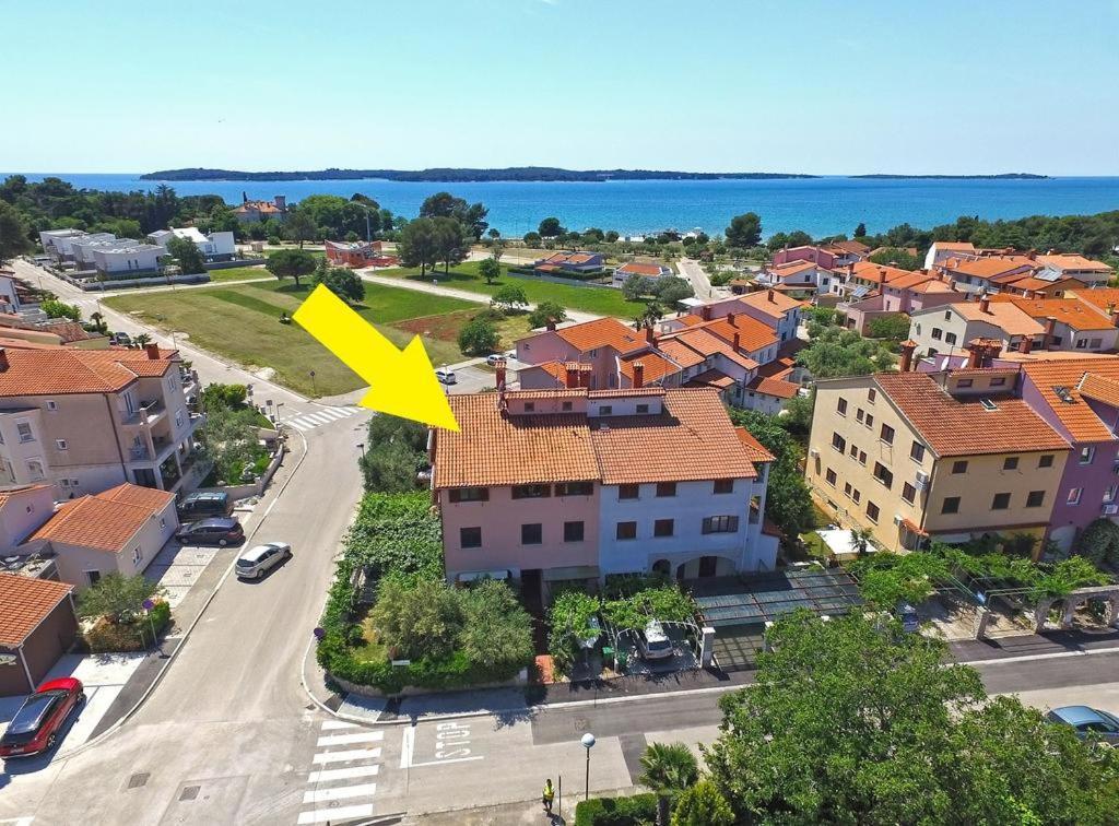 Brijunisol - 3 Apartments Top Position Near The Beautiful Beach Fažana Dış mekan fotoğraf